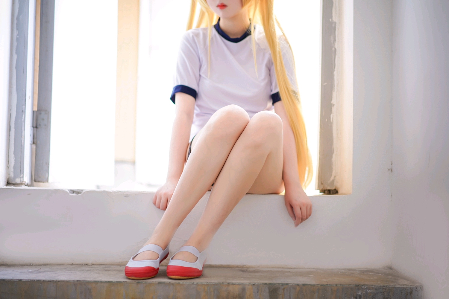 金色之暗校服cosplay