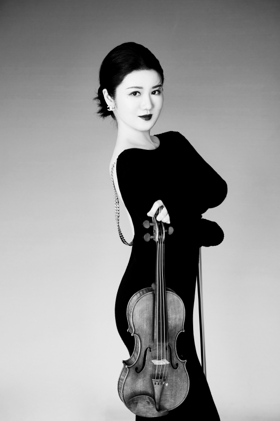 华人女小提琴演奏家图片