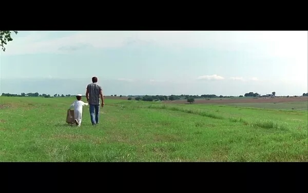 《完美的世界》:活在当下,享受当下。