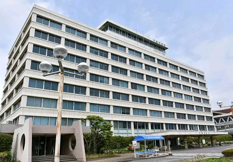 日本千叶市财政局主事在公共设施处做出不雅行为 被处罚减薪1 10 哔哩哔哩