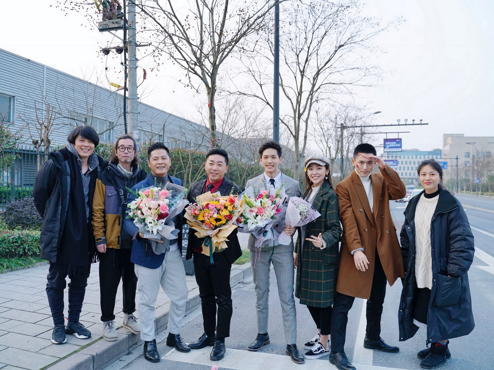 《谁都渴望遇见你》国内戏份杀青 王以纶造型