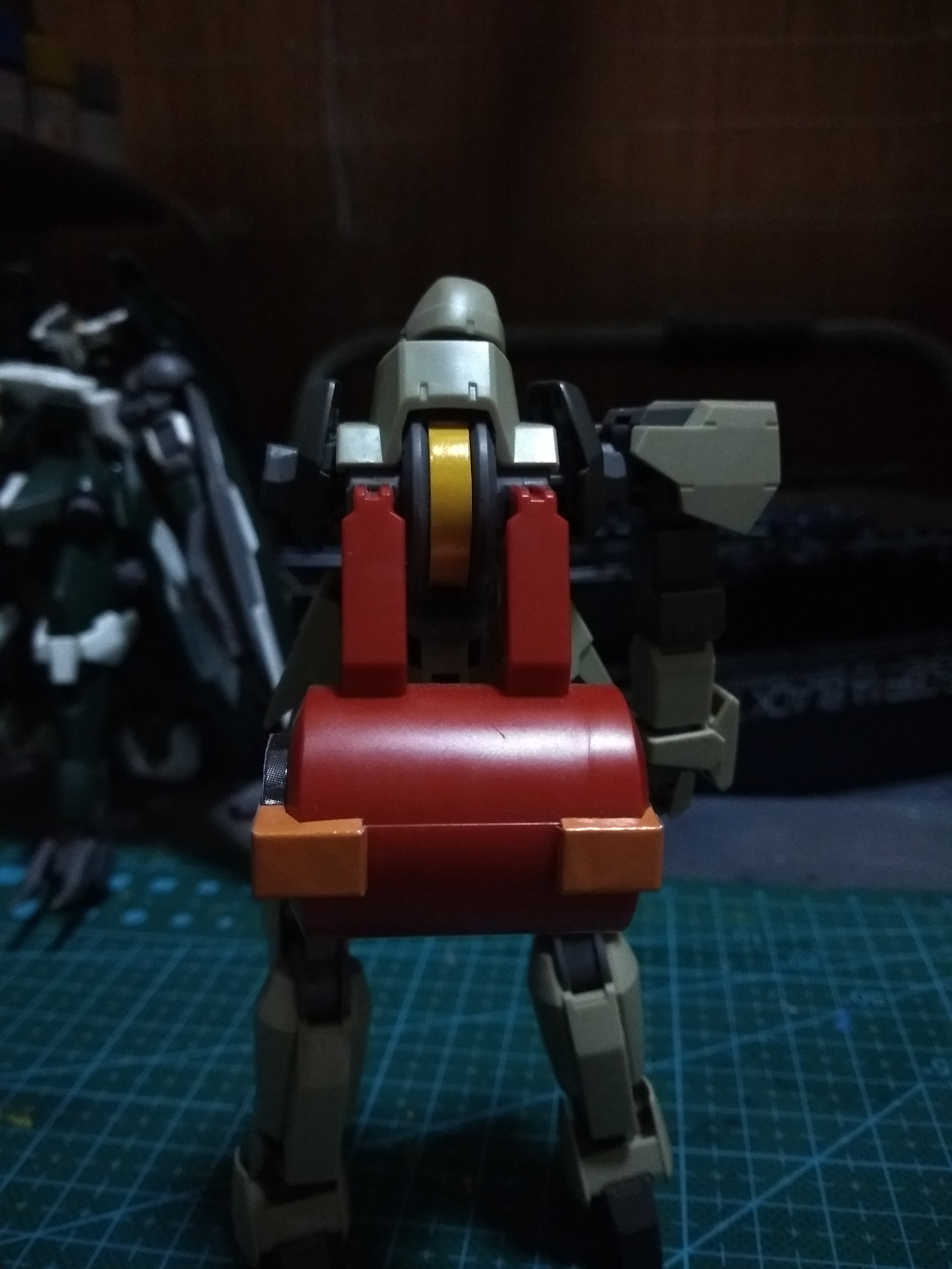 万代HGIBO 加拉尔霍恩 阿里安赫罗舰队(冈钉套