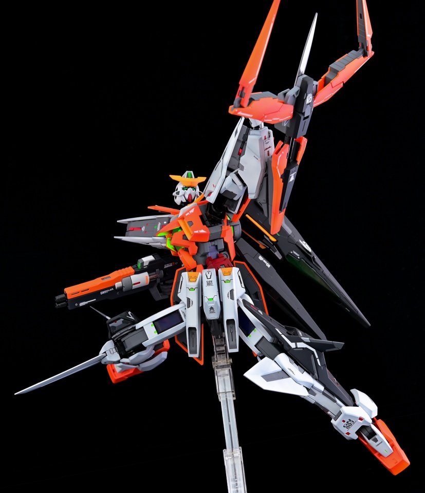 [小t高达秀]主天使 kyriotetes 高达 喷涂完成品