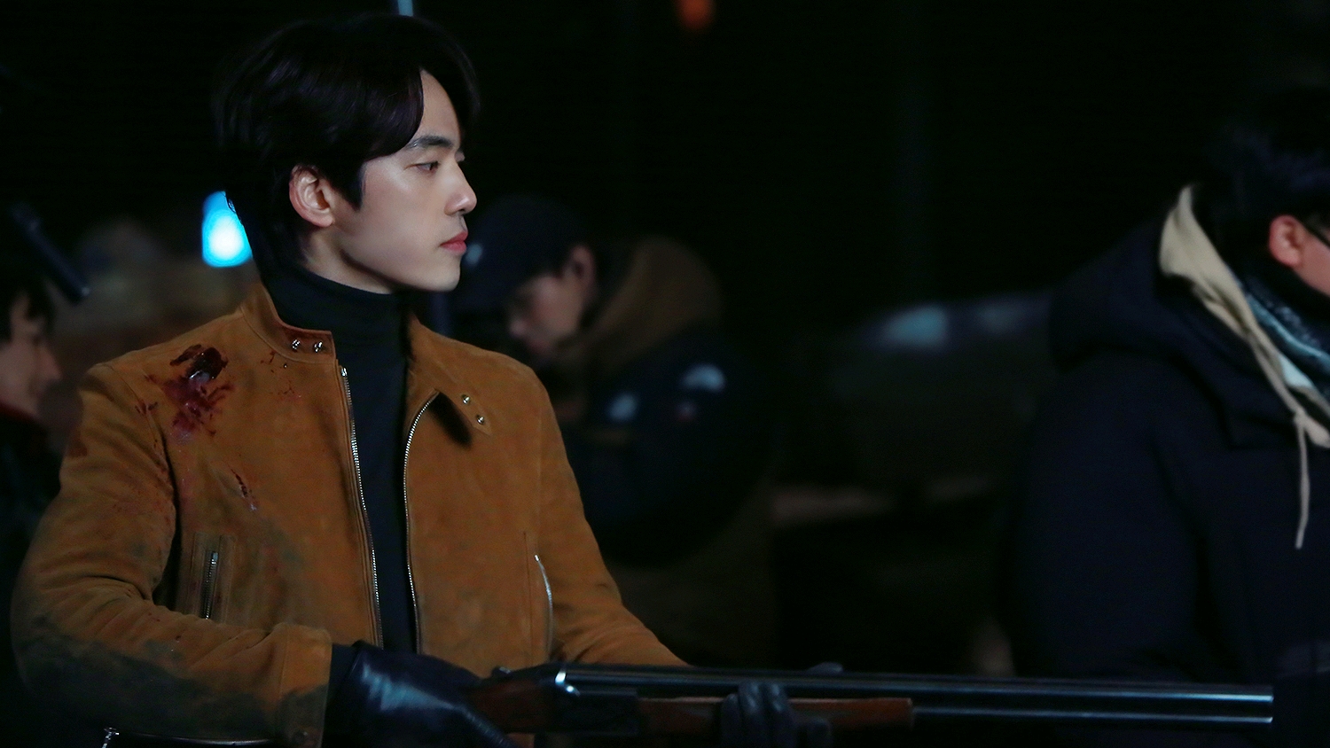 金正贤 ‖ 爱的迫降枪战剧照(幕后)