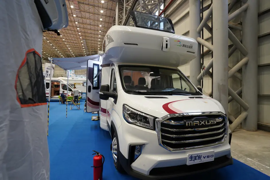 上汽大通新品原厂房车 2 0 6at 后拓大空间 智慧房车智能出行 哔哩哔哩 上汽大通新品原厂房车 2 0 6at 后拓大空间 智慧房车智能出行 哔哩哔哩