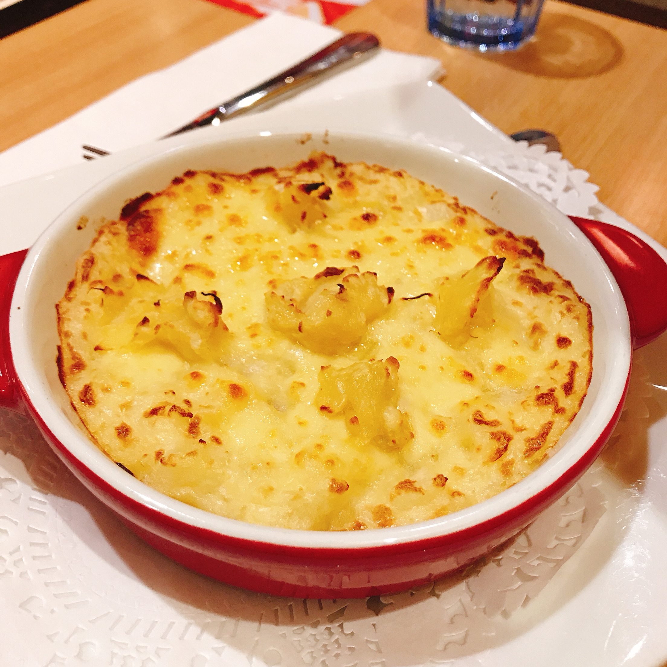 这个芝士焗榴莲 仅有榴莲的气味……再见吧 点这个就是上当受骗