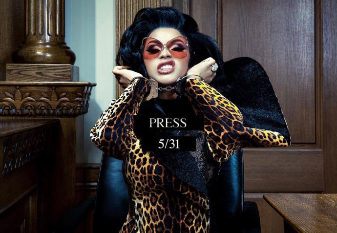 「木鸡闻」十周冠与五连卡--Billboard官网新闻