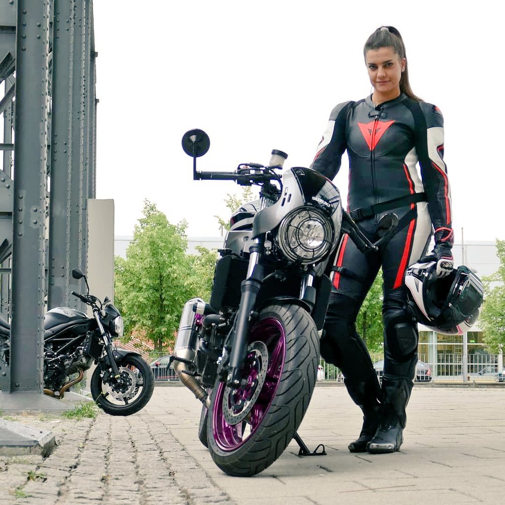 哈雷俱乐部美女机车手sweetgirl