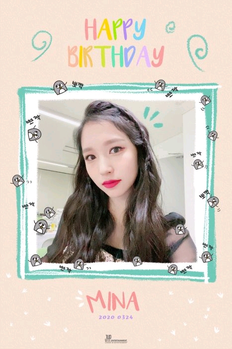 twicemina名井南生日开直播出道以来首染金发新造型曝光