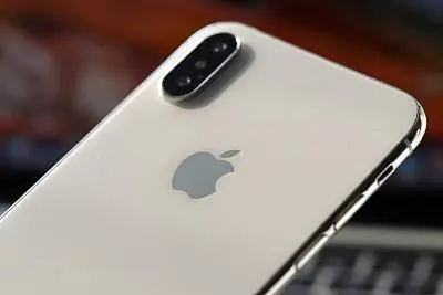 一部iphone手机可以用多少年呢 苹果官方的标准答案正式被确认 哔哩哔哩