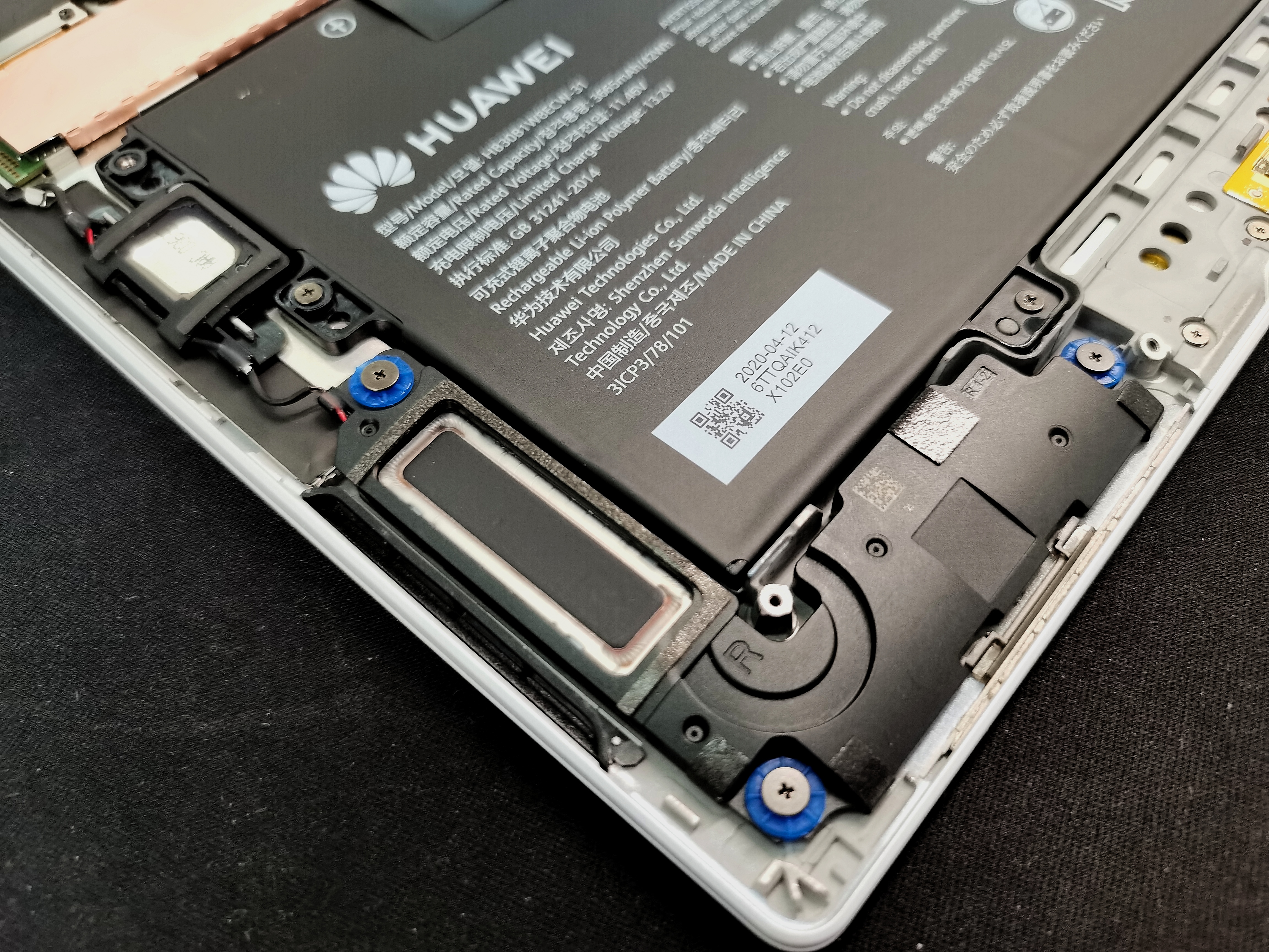 笔记本拆解华为matebookx轻薄何以至此灵感信手拈来