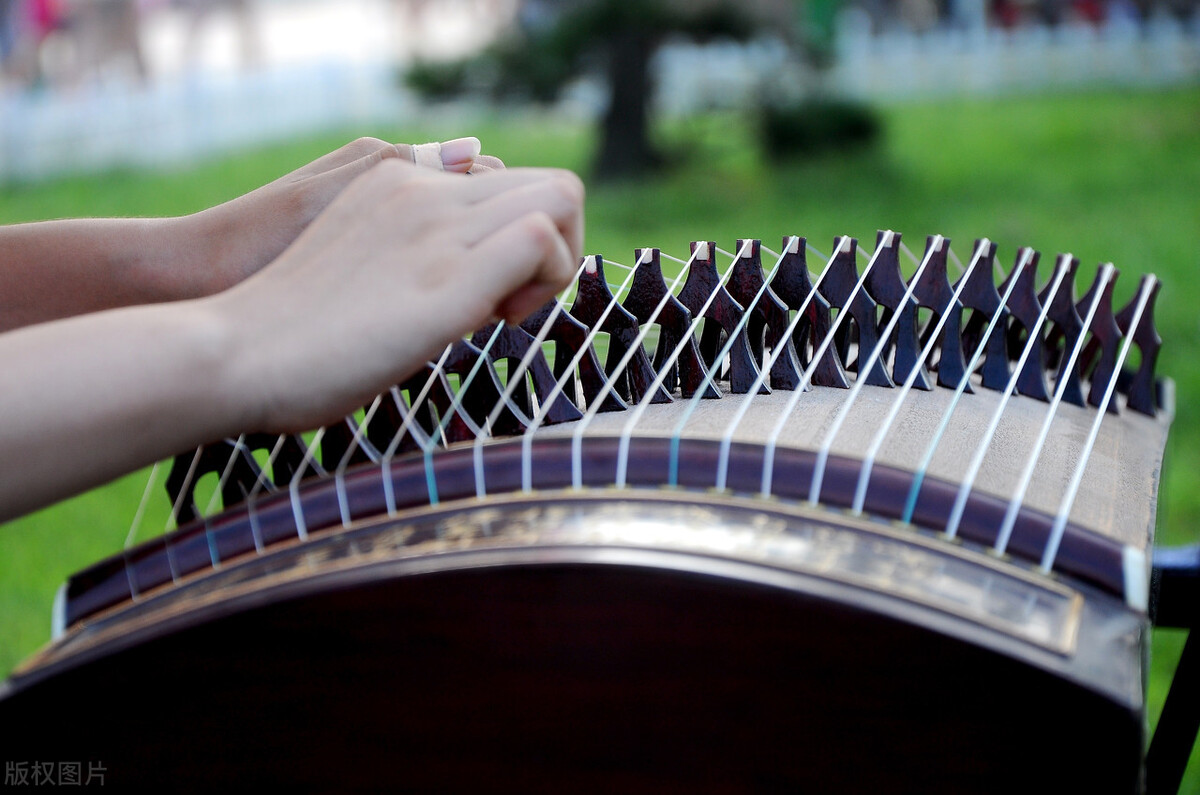 古筝技巧之一 "扫摇练习方法"