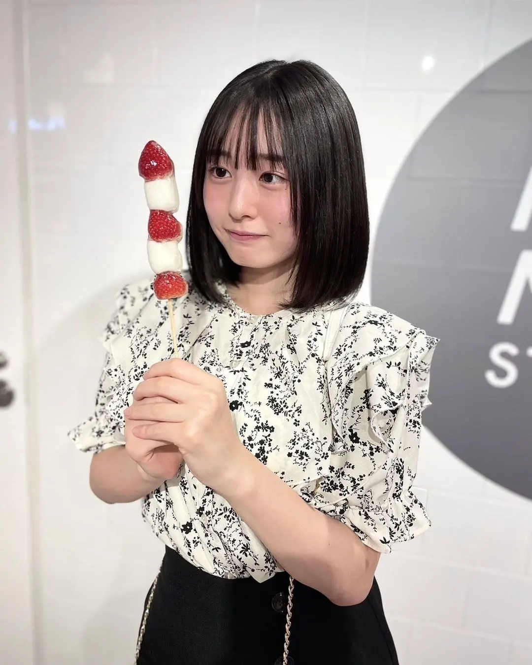 梨涡美少女《白滨美兔》又白又嫩就像一只小白兔!