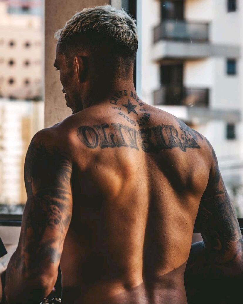  ins 
