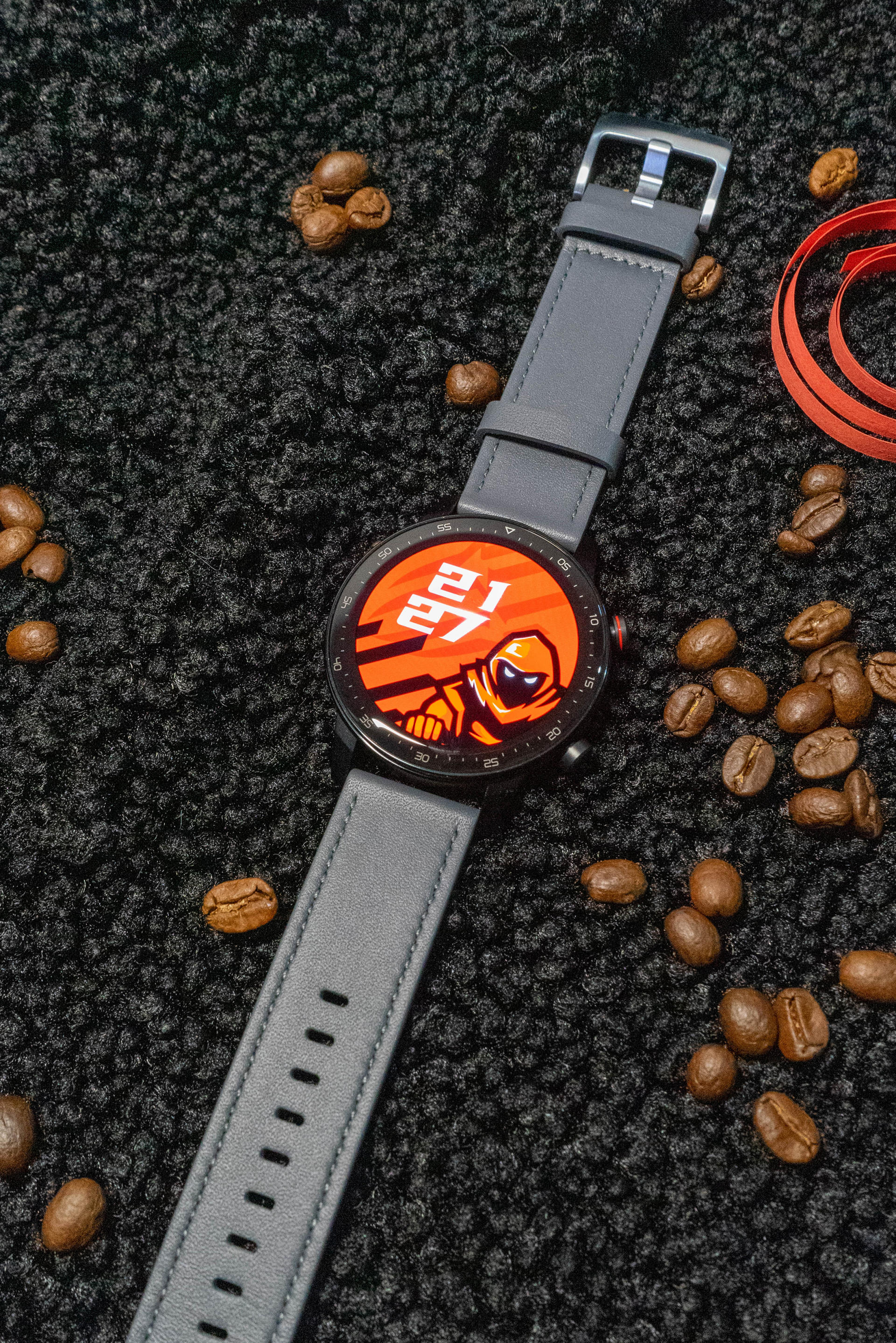 有颜又有料,无感佩戴,努比亚红魔手表给你更舒适的体验