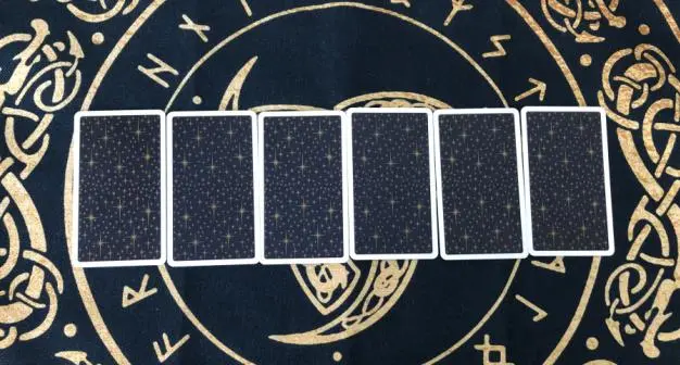 新月塔罗 天秤座10月感情运势 抚慰了你过去受伤的心 哔哩哔哩