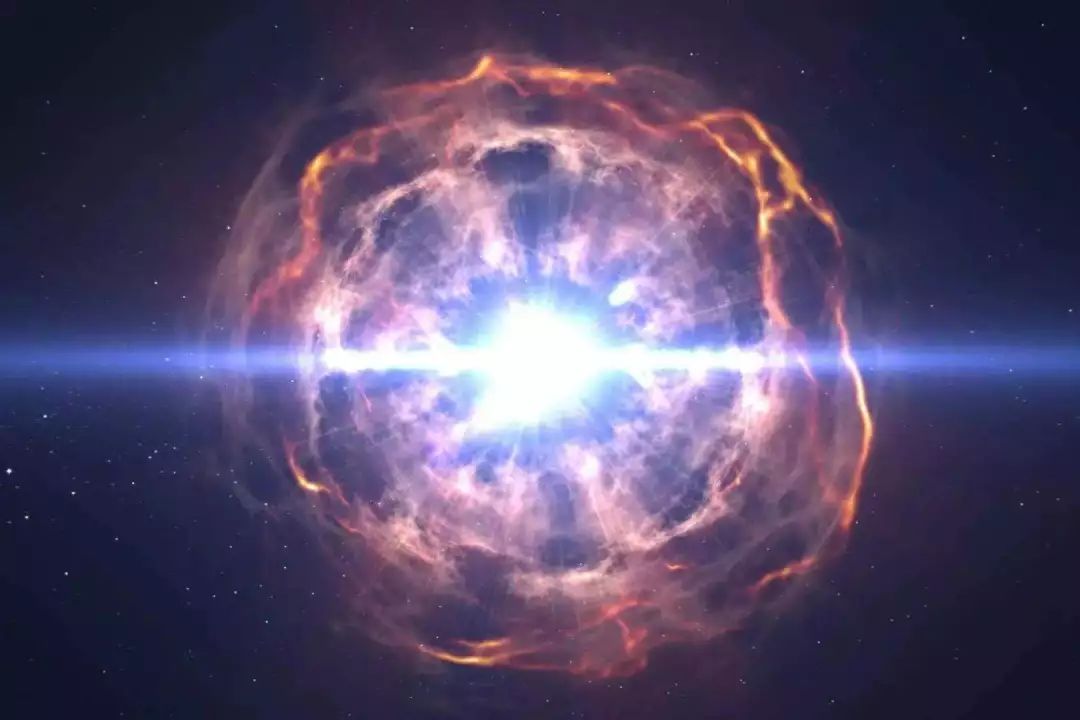 核心坍缩超新星，在爆炸前，就损失了1.5个太阳质量！