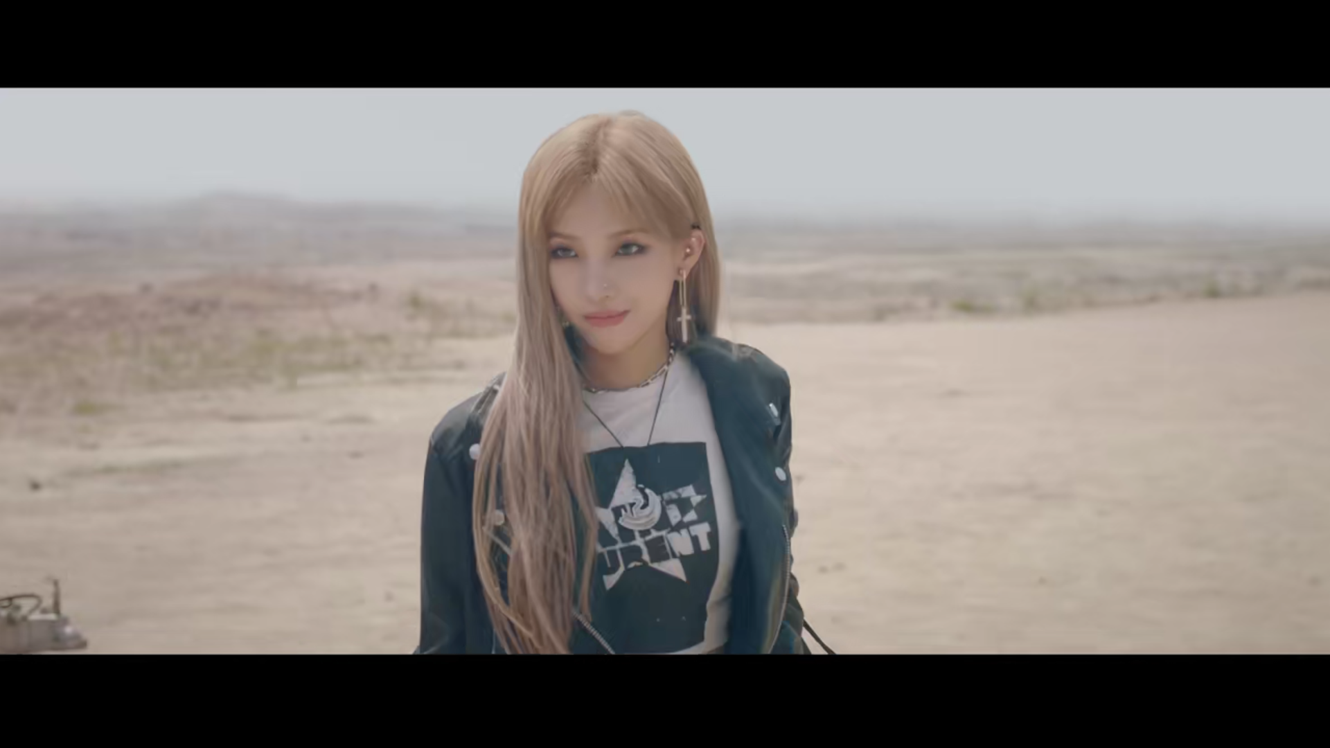 【gidle】最热的天气就要去最干的沙漠!女娃每次回归都会给人带来惊喜