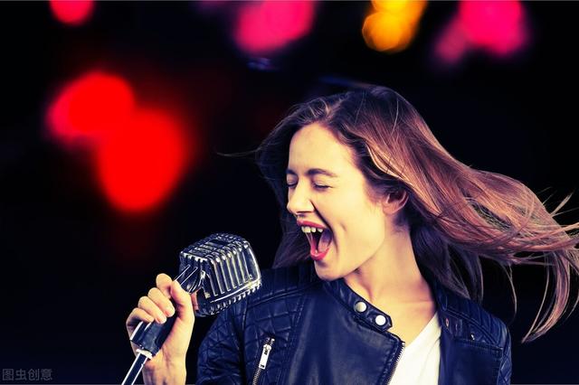 唱歌时利用好喉咙发声!打开喉咙的技巧