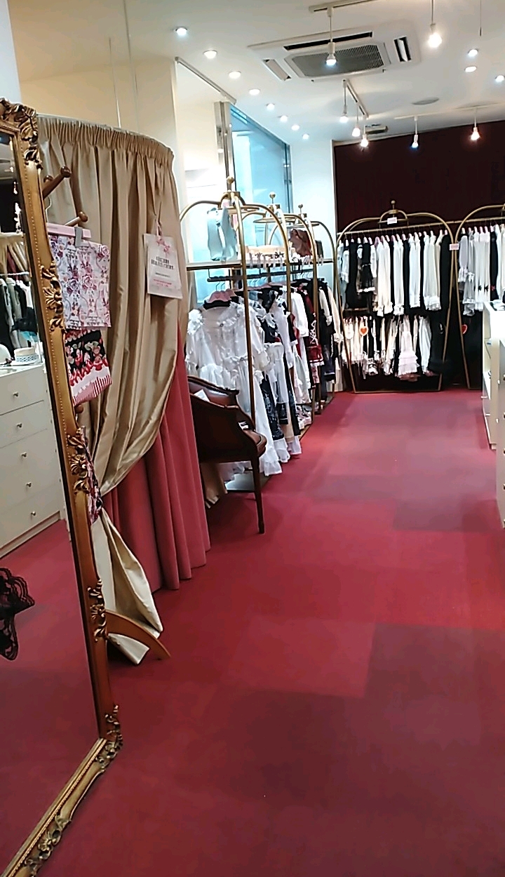 Lolita 带你玩转大阪心斋桥Lolita实体店