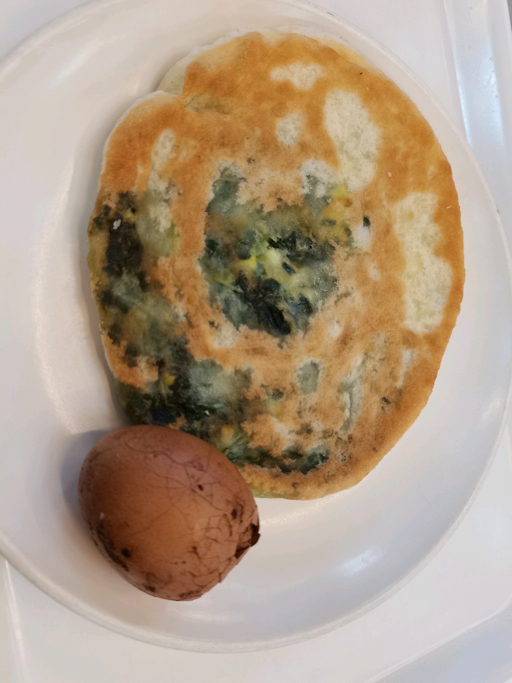 韭菜鸡蛋粉丝饼 茶叶蛋