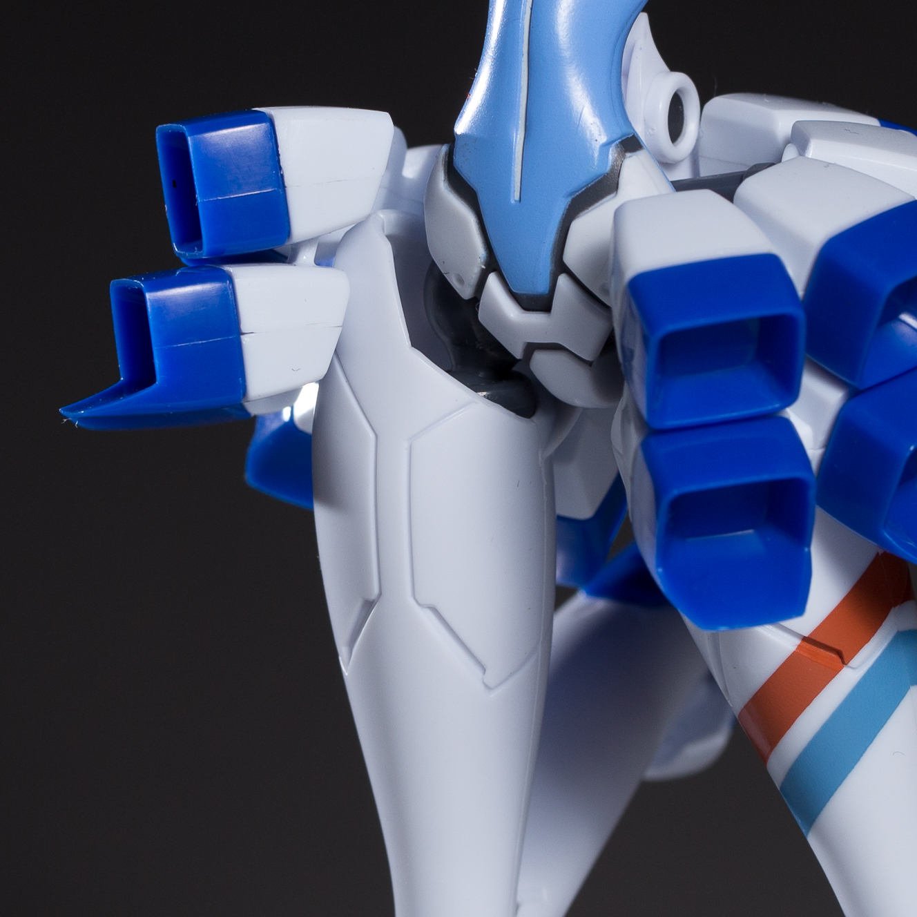 评测万代robot魂darlinginthefranxx翠雀号