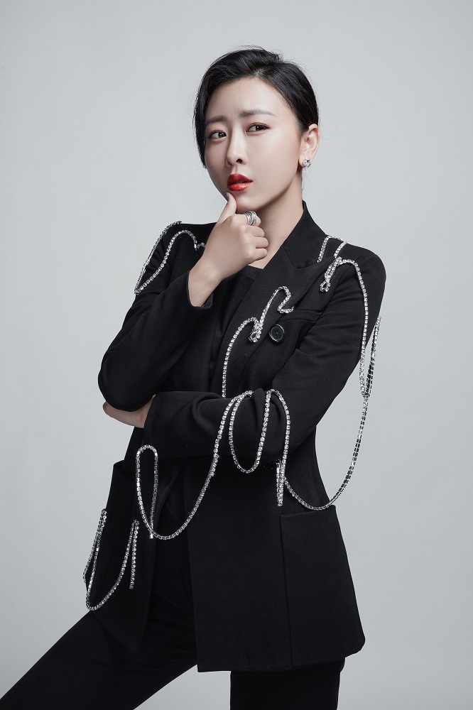 一路走进《听姐说》半决赛 她的人生难道是开挂模式吗?