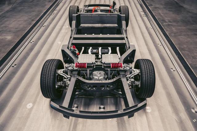 karma 汽车推出e-flex高性能纯电动超跑底盘