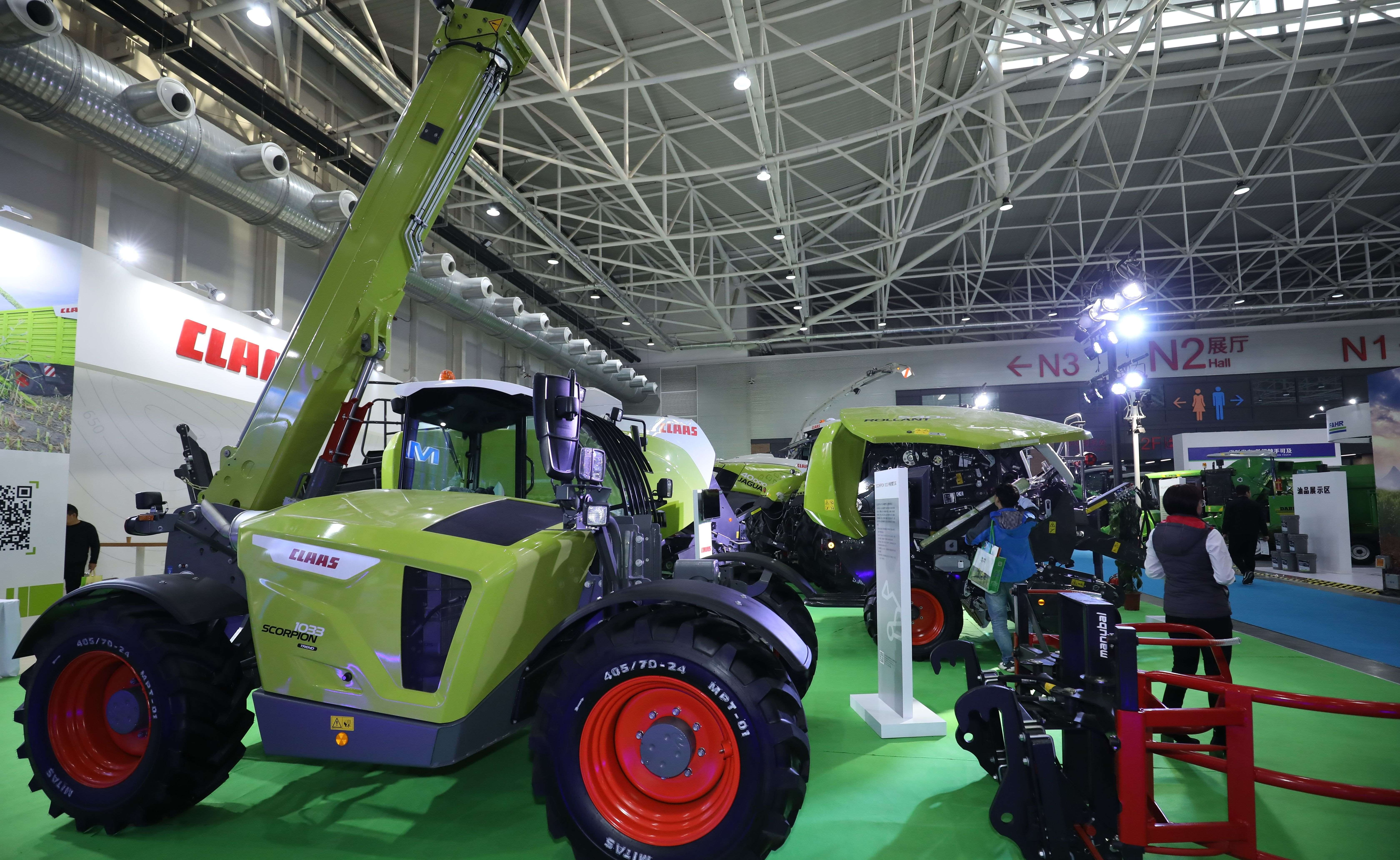 华亚重工叉车参加2020中国国际农业机械展览会