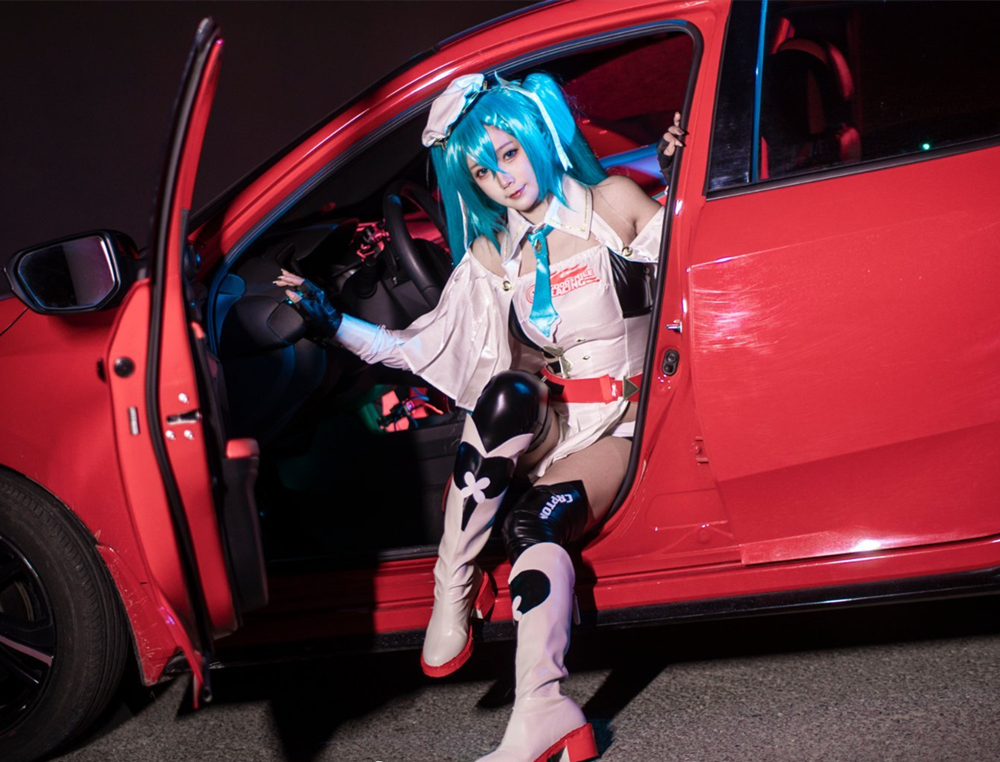 巴鲁巴鲁BaRu赛车初音cosplay8