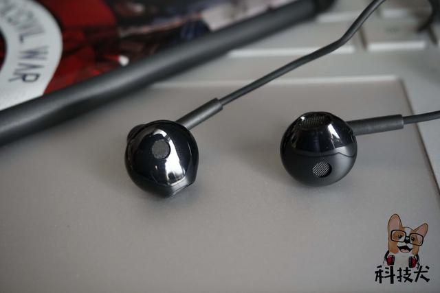 小米双单元半入耳式耳机type-c版开箱:米8系列必入手配件