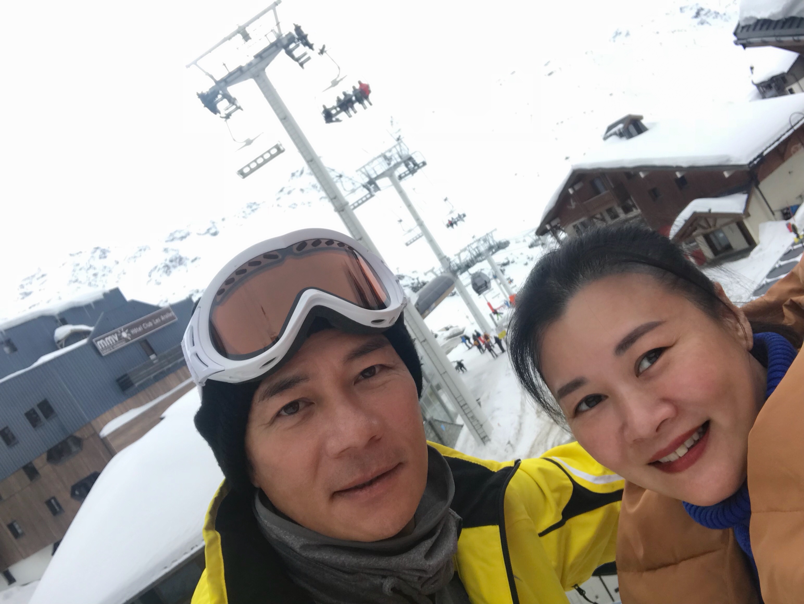 张兆辉结婚24周年纪念晒老婆昔日美照