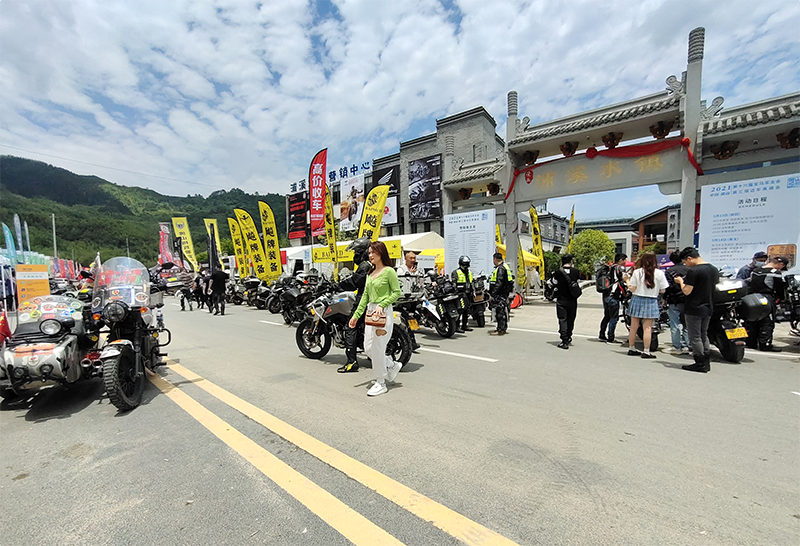 2021年第十六期黄山宝马会在如火如荼的进行中,一起来欣赏吧