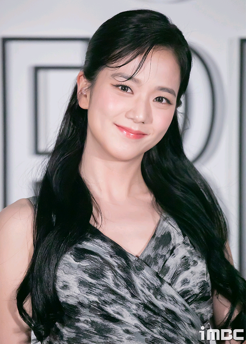 【韩网热议】出席韩国迪奥秀的全体艺人，谁的状态最佳？ 哔哩哔哩