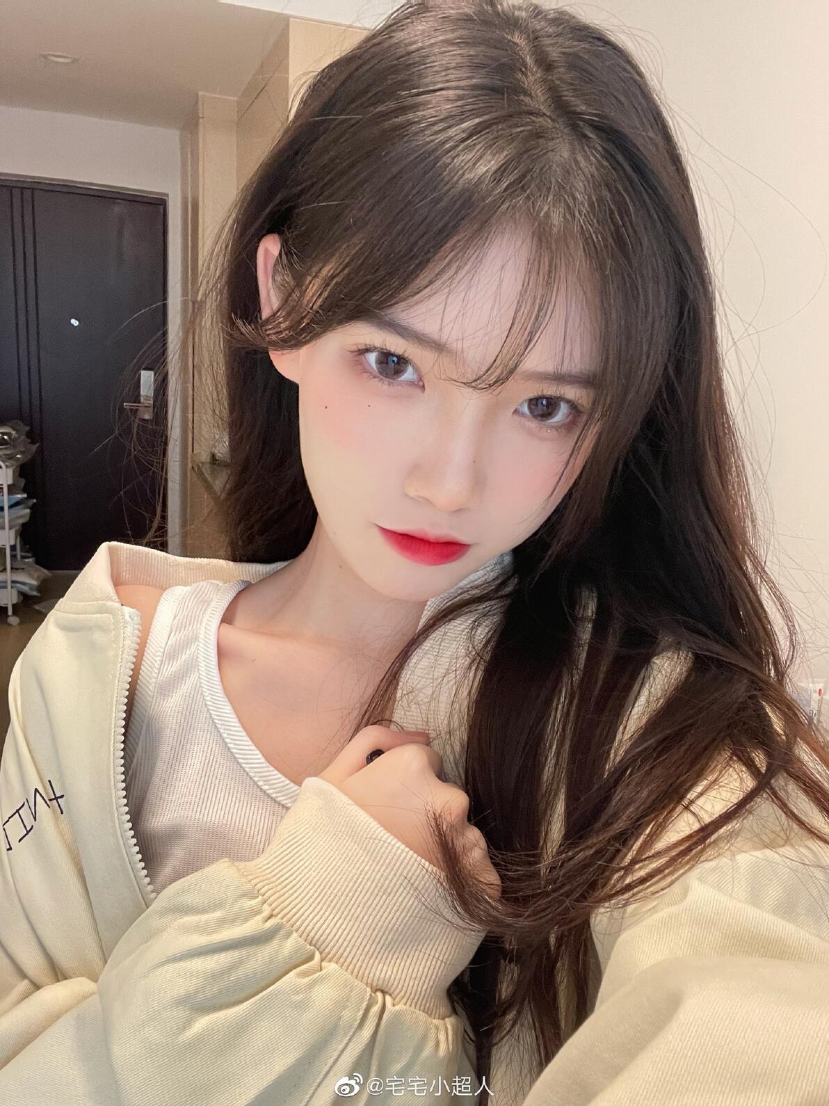 【8k】【超清】1000张精选美女壁纸 - 哔哩哔哩