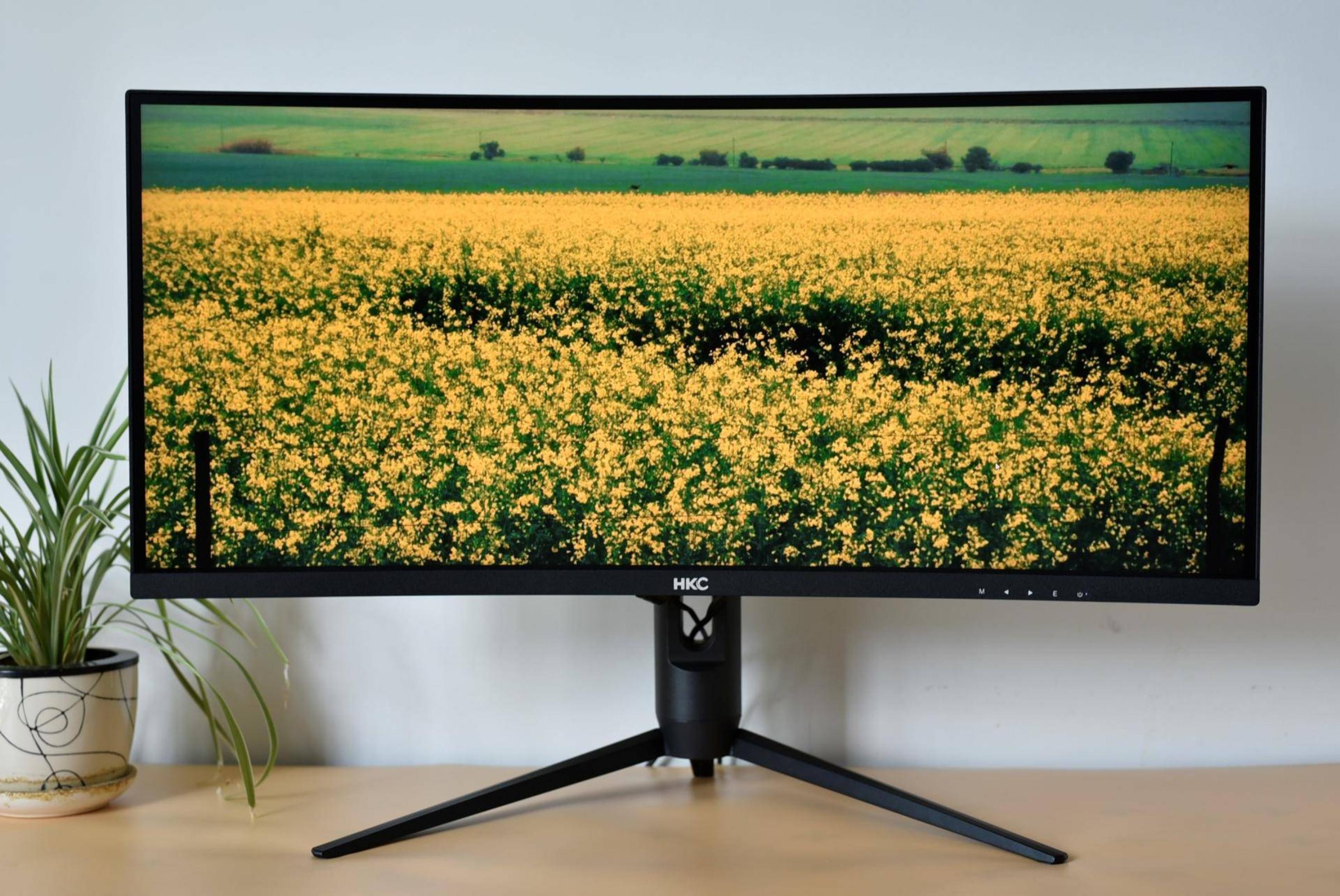 满足大片观影画质—hkc c299q宝藏显示器