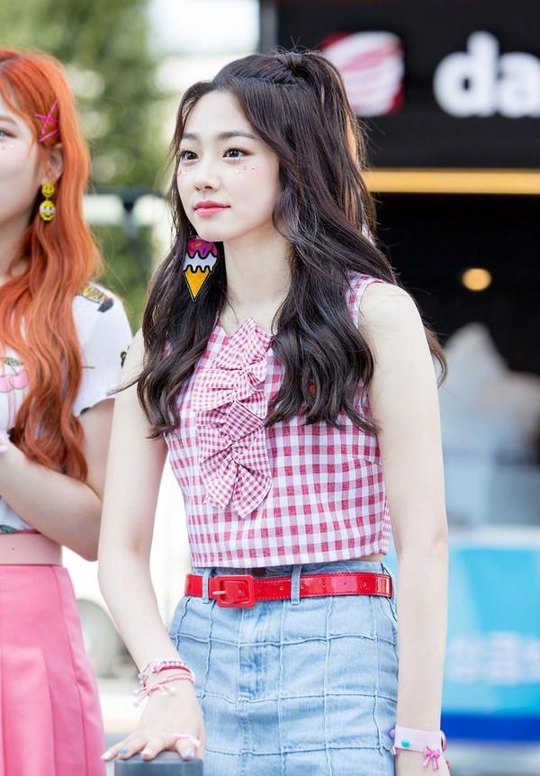 gugudan美娜对于组合解散发言"比起追究谁的错误,更希望8位重新出发"