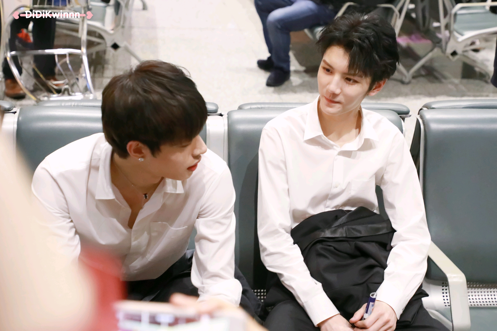 【洋灵】弟弟不要去做大人,弟弟就当弟弟就好②//壁纸向