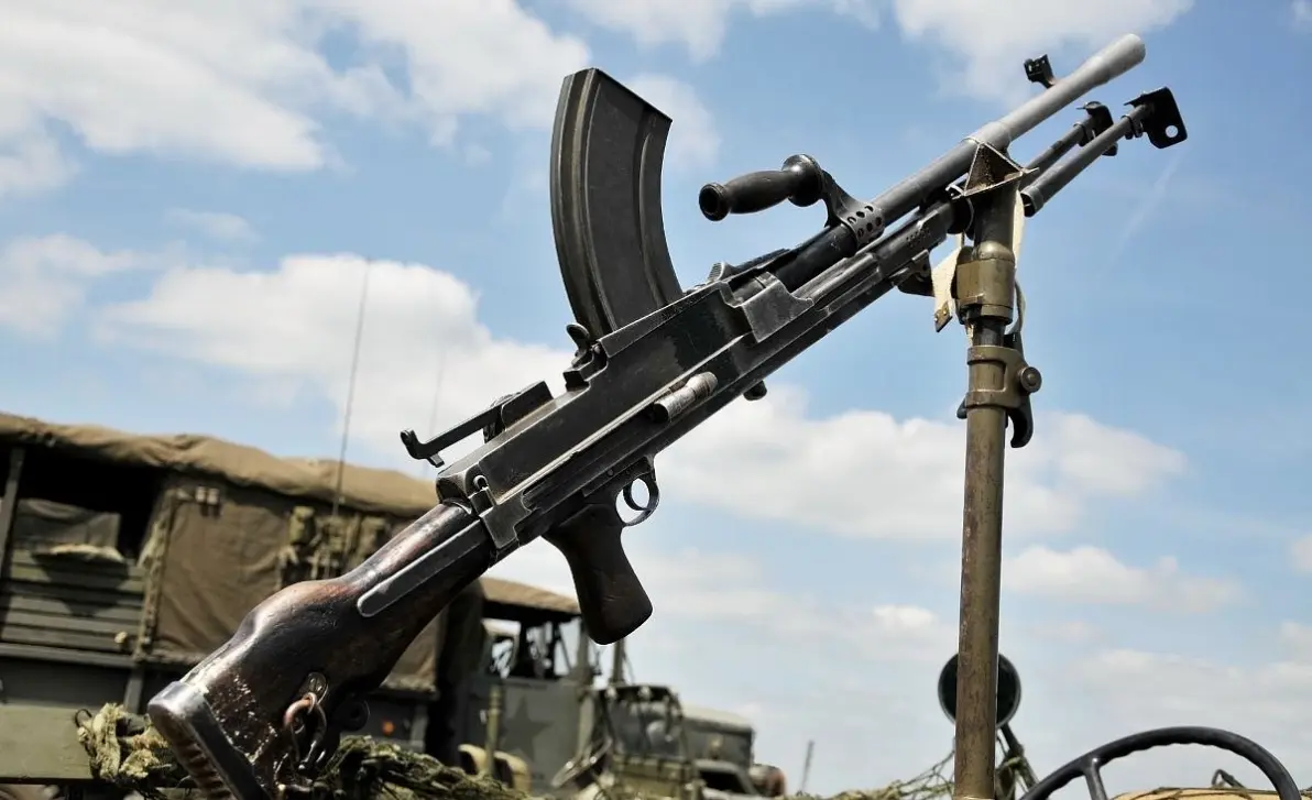 布伦式轻机枪在二战中被证明是当时最好的轻机枪之一