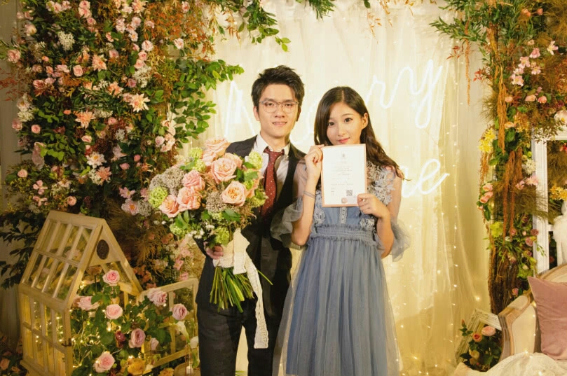 若风结婚整个电竞圈都来了,连陈一发都请了,唯独少了他没来