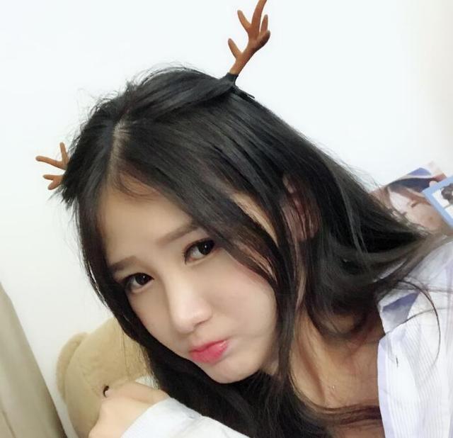 不会唱歌不会跳舞的女主播能红嘛她凭借这个技能撬动整个主播圈