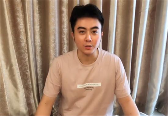 不服不行啊!蛇哥负债半亿重归虎牙,直播首日人气爆表狂赚40万