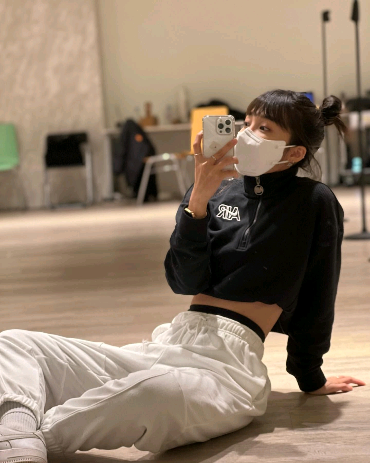 APINK 恩地娜恩ins更新 哔哩哔哩