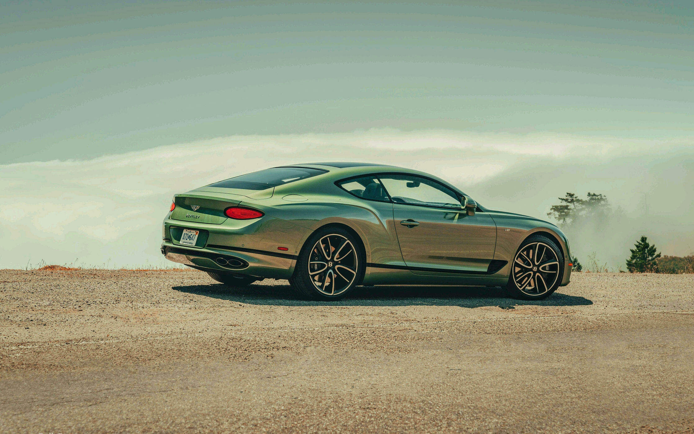 宾利continental gt v8 coupe