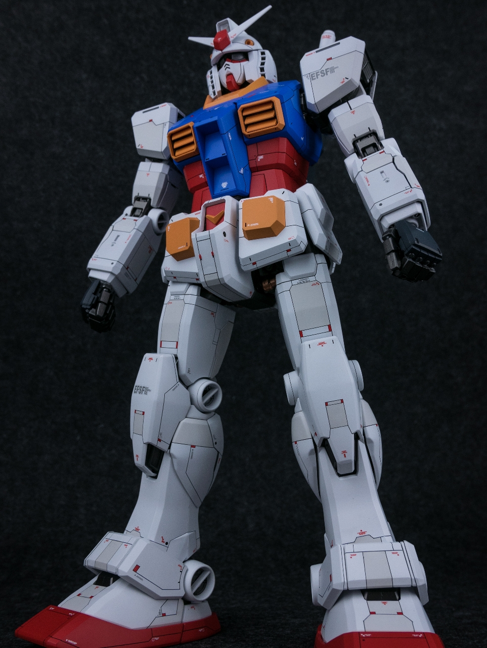 万代pg rx-78-2 高达 模型喷涂制作图例