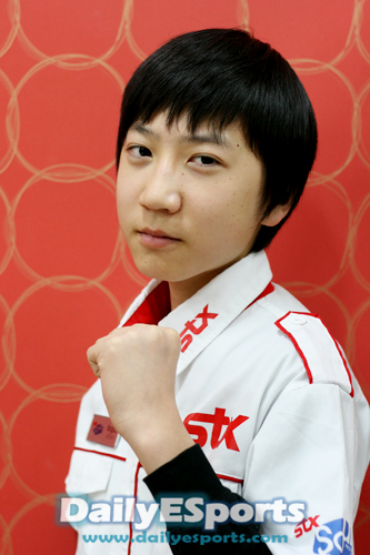 【翻译】2008年 15岁新人INnoVation李信衡采