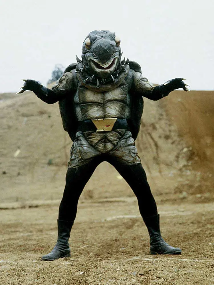 鼯鼠贝达兄弟冰雪人水母龙冲撞犀牛狼人电鳐人怪物将军(壁虎人)蟑螂人