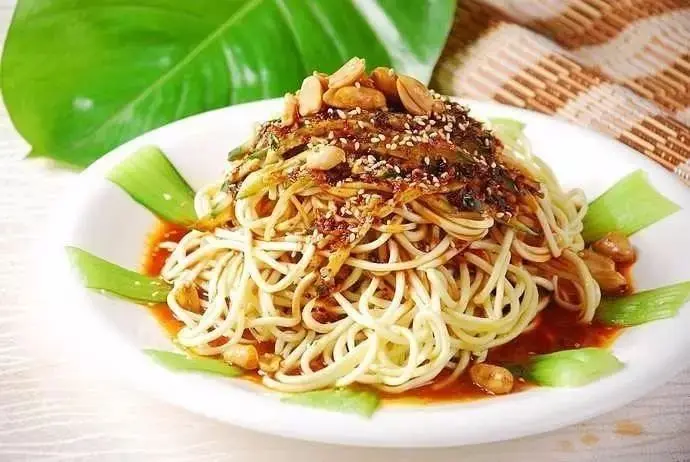 学凉皮凉面技术练习哪里好 创新和性价比搭配 哔哩哔哩