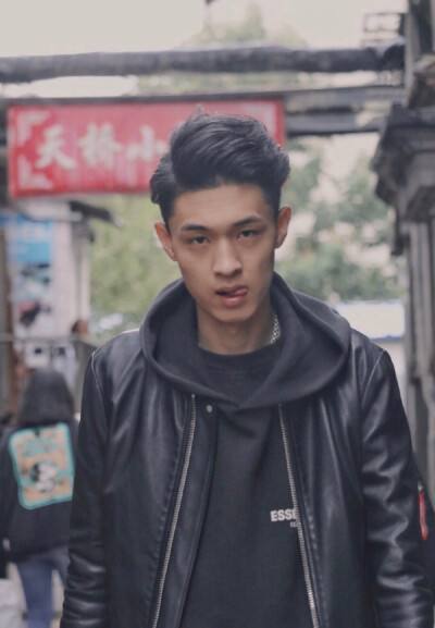 【三观不正只偏你】秦霄贤×你11