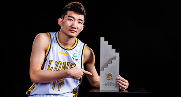 孙铭徽让soma步登录cba?